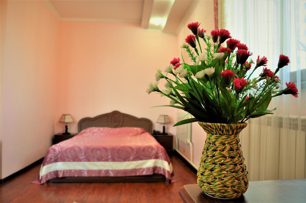 Bishkek Villa Hotel 外观 照片